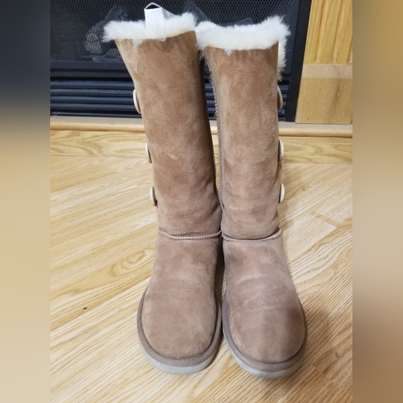 UGG LIKE NEW CONDITION EUC BOOTS FUR LINED SIZE 9 WOMEN'S - Picture 9 of 9